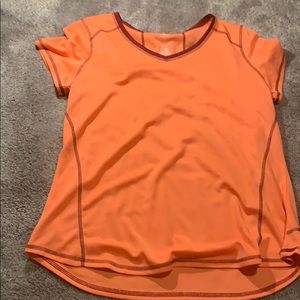Active wear shirt